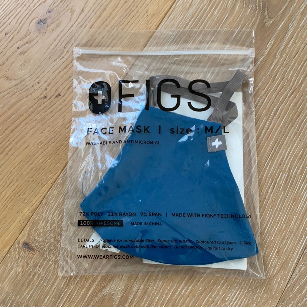 FIGS face mask
